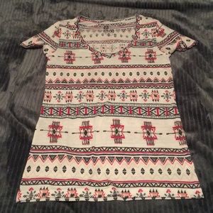 Nollie vneck T-shirt Size extra small